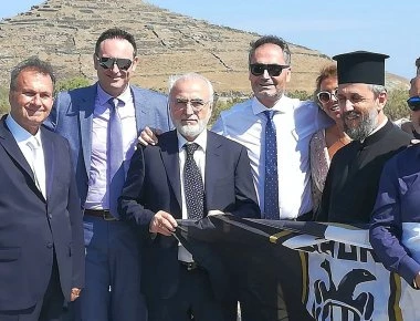 Ι.Σαββίδης: «Κακοπαιγμένη φαρσοκωμωδία το δημοσίευμα των NY Times»